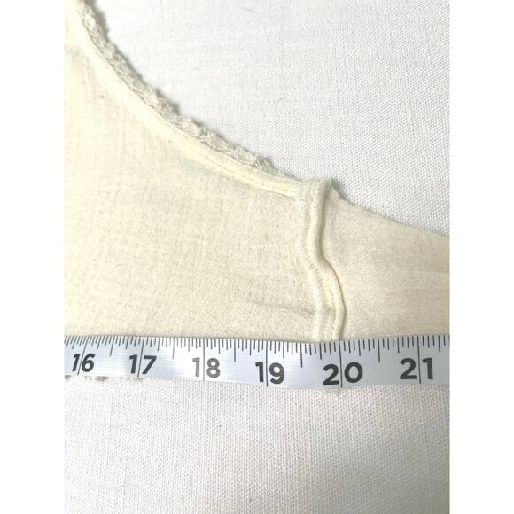 FREE PEOPLE FEELIN CHEEKY Top L LARGE - Picture 5 of 8